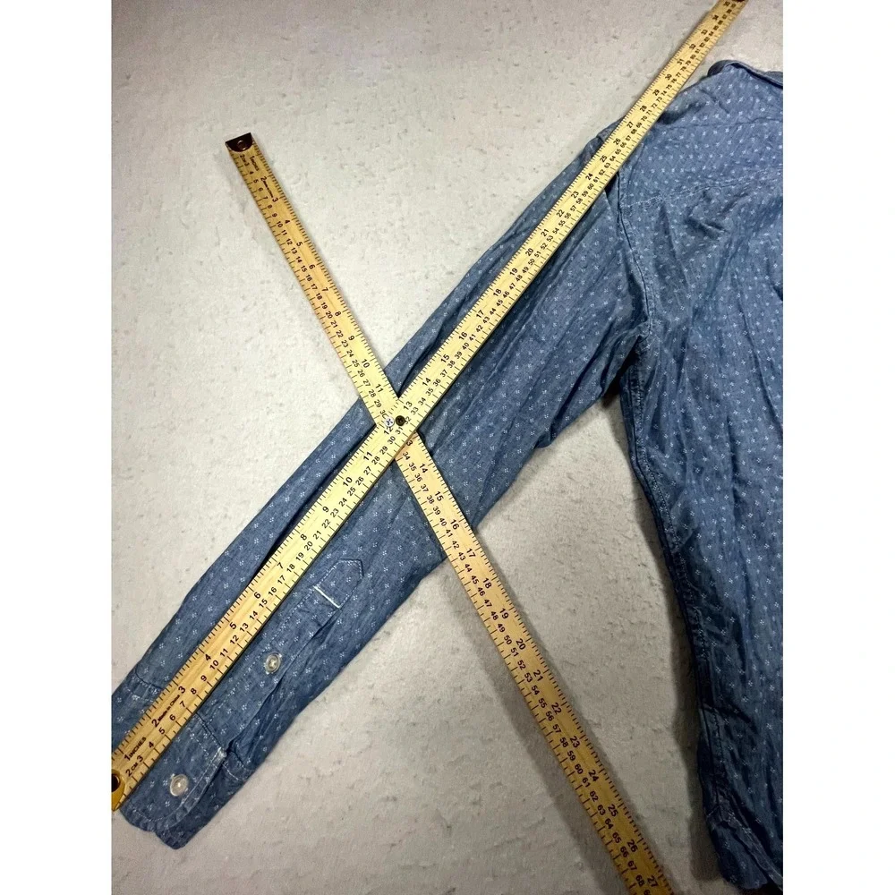 True Religion Shirt Mens XL Blue Chambray Cotton Geometric Back Box Button Down